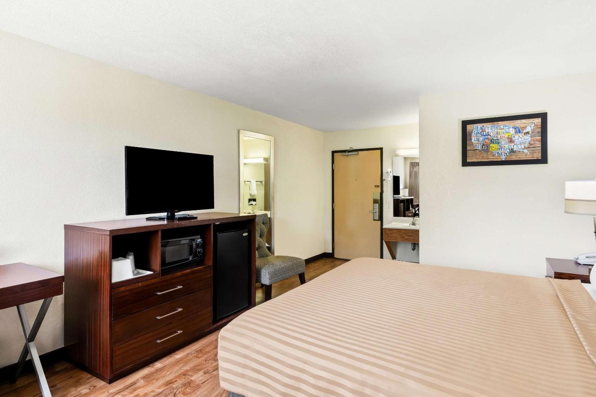 Econo Lodge Емпорія Екстер'єр фото
