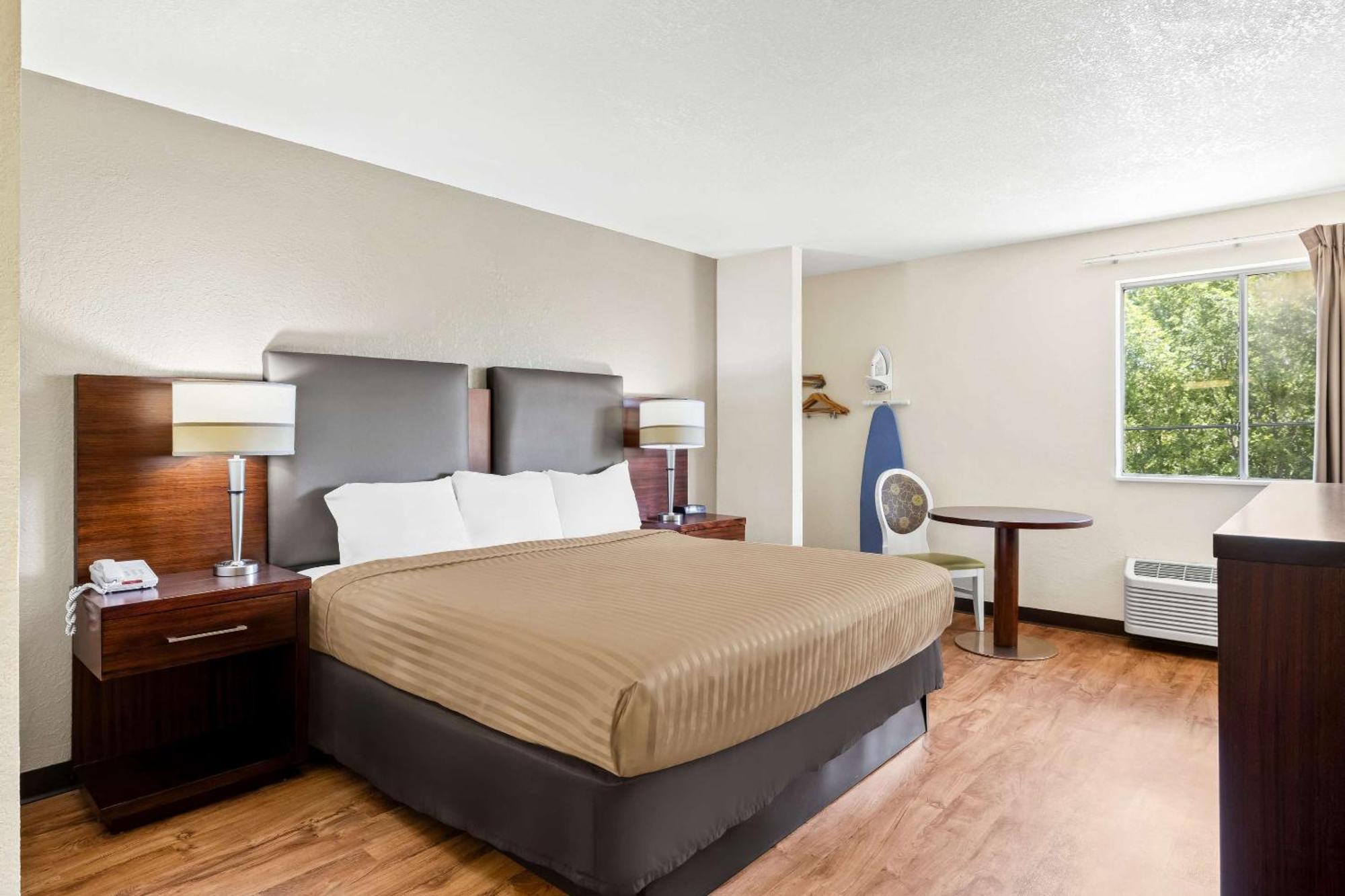 Econo Lodge Емпорія Екстер'єр фото